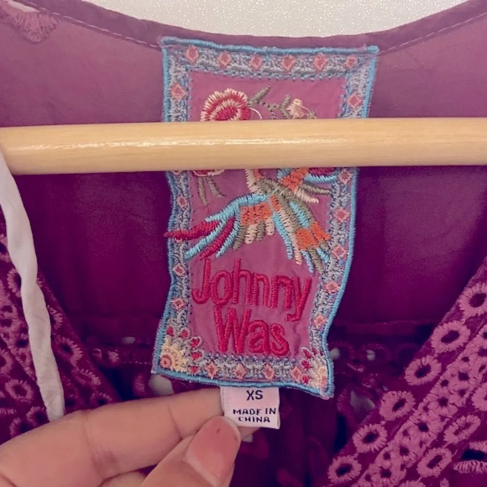 Johnny Was Leith Bohemian Eyelet Top Purple XS - Picture 15 of 16